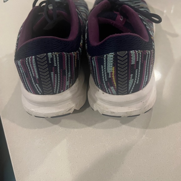 Brooks Running Shoes - Picture 4 of 4